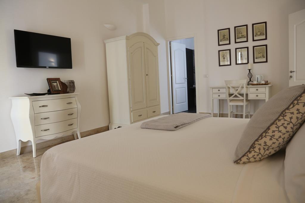 Dimi House Bed & Breakfast เลชเช ภายนอก รูปภาพ